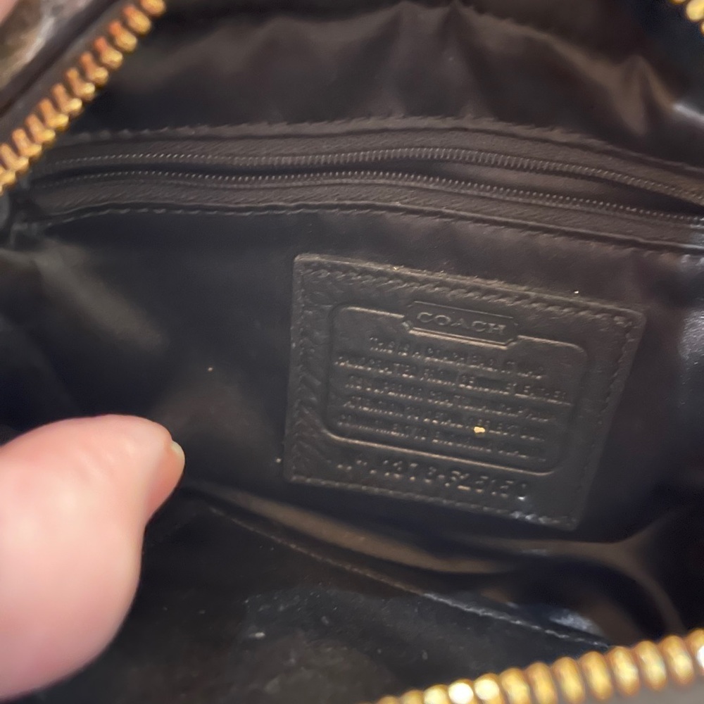 Coach GUC black crossbody. - Picture 5 of 6